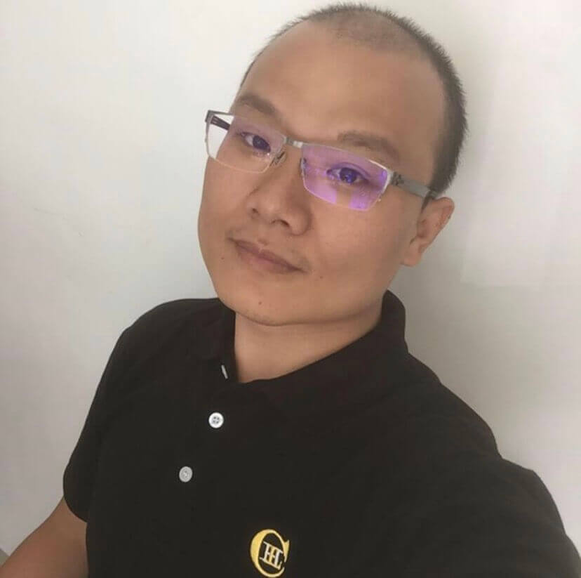 白蘭氏 專員 陳潤飛
